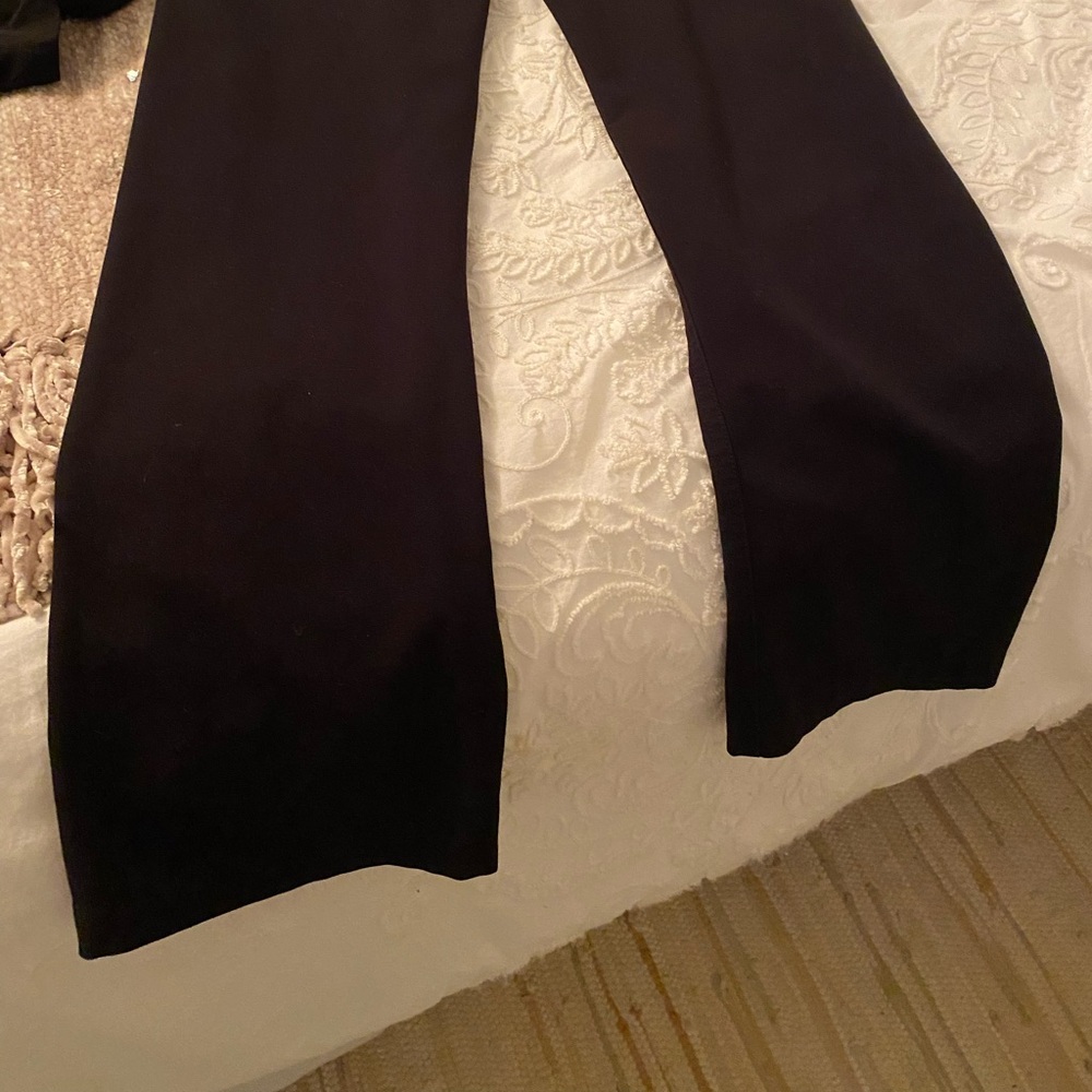 Figs scrub bottom size xs black good condition smoke free home